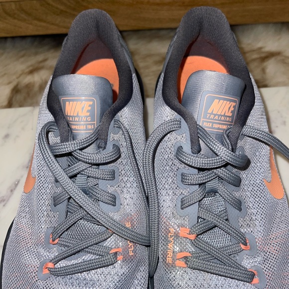 Nike Flex Supreme TR5 Training Shoes - Picture 5 of 10